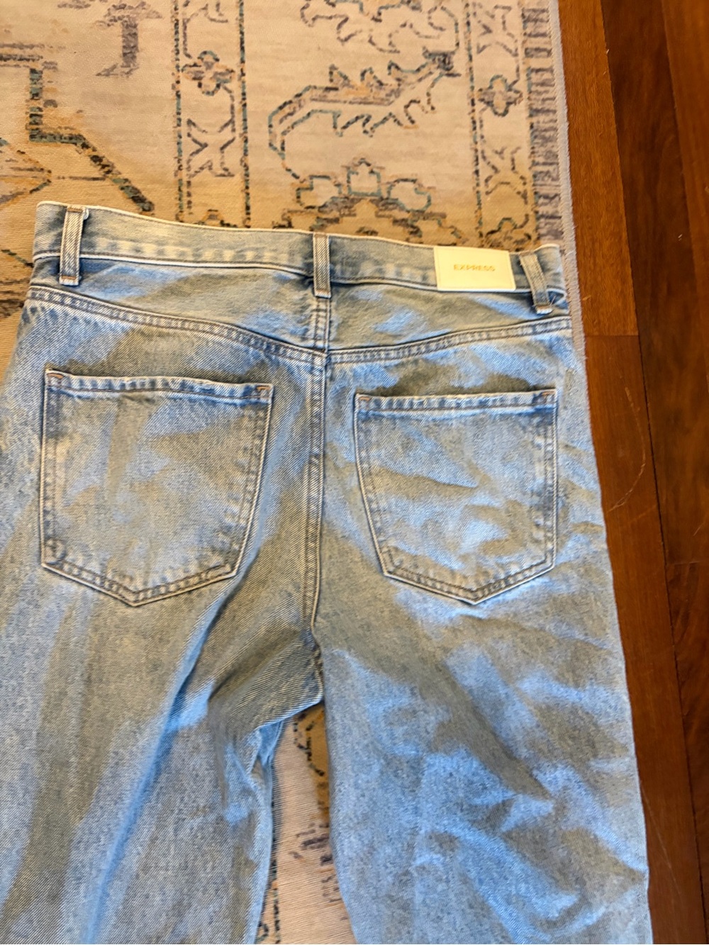 EXPRESS Straight Ankle High Rise Ripped Jeans - Picture 9 of 9
